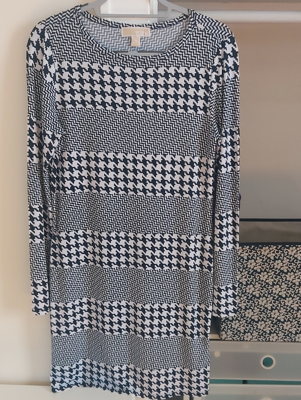 Michael Kors Black & White Houndstooth Long Sleeve Dress